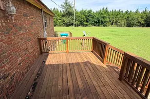 2537 El Bethel Church Rd, Grand Ridge, FL 32442 - Photo 26