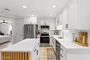 506 Dolphin Dr, Panama City, FL 32413 - Photo 2