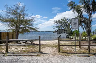 2511 Commander Rd, Southport, FL 32409 - Photo 30