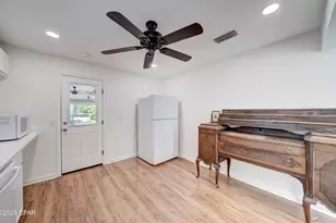 2511 Commander Rd, Southport, FL 32409 - Photo 16