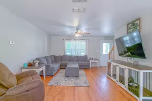10733 NW Judy Dr, Bristol, FL 32321 - Photo 4