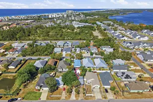 611 Pinetree Dr, Panama City Beach, FL 32413 - Photo 26