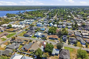 611 Pinetree Dr, Panama City Beach, FL 32413 - Photo 24