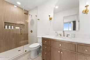 9860 S Thomas Dr, Panama City Beach, FL 32408 - Photo 24