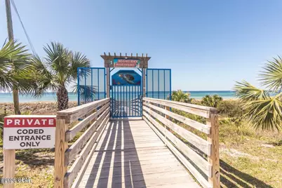 13706 Front Beach Road, Panama City Beach, FL 32413 - Photo 18