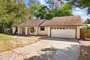 902 Laurel Oak Ln, Panama City, FL 32408 - Photo 4