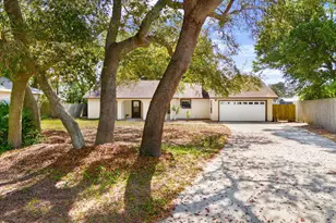 902 Laurel Oak Ln, Panama City, FL 32408 - Photo 6