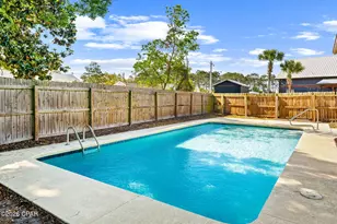 902 Laurel Oak Ln, Panama City, FL 32408 - Photo 10