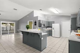 902 Laurel Oak Ln, Panama City, FL 32408 - Photo 20
