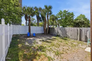 628 W Caladium Cir, Panama City Beach, FL 32413 - Photo 26