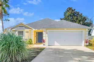 3914 Vicar St, Panama City Beach, FL 32408 - Photo 4