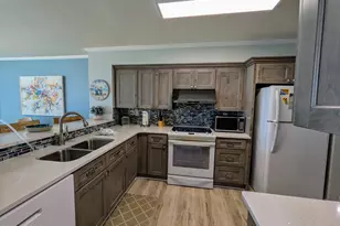 7205 Thomas Dr, Panama City Beach, FL 32408 - Photo 2