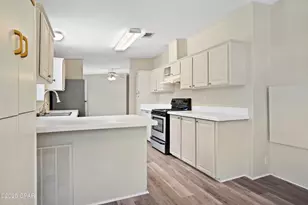 7868 Suellen St, Sneads, FL 32460 - Photo 8