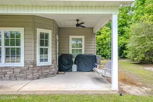 8904 Kingswood Rd, Southport, FL 32409 - Photo 16