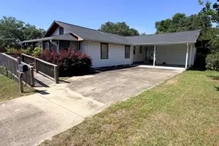 5373 8th St, Malone, FL 32445 - Photo 2