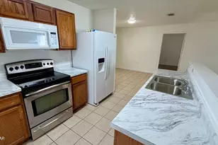 9117 Laird St, Panama City, FL 32408 - Photo 6