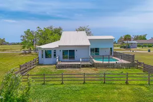 1918 Country Club Dr, Lynn Haven, FL 32444 - Photo 68