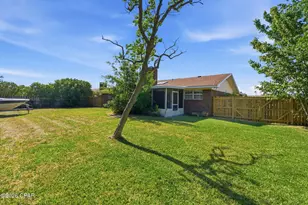 320 Alexander Dr, Lynn Haven, FL 32444 - Photo 2