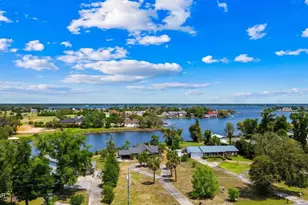 1803 E 9th St, Lynn Haven, FL 32444 - Photo 20