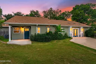 1305 Ware Dr, Panama City, FL 32401 - Photo 1