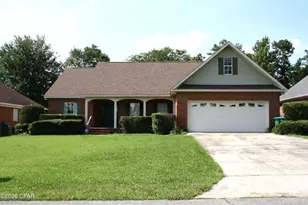 2549 Woods View Dr, Marianna, FL 32446 - Photo 1