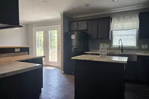 916 N Lloyd St, Crestview, FL 32536 - Photo 10