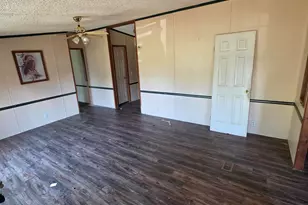 4070 McCall Ln, Marianna, FL 32448 - Photo 10