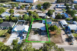 632 Malaga Pl, Panama City Beach, FL 32413 - Photo 2