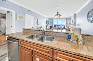 17545 Front Beach Rd, Panama City Beach, FL 32413 - Photo 10