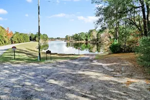 2674 Robin Hood Ln, Bonifay, FL 32425 - Photo 58