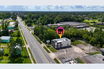 20077 E Central Avenue, Blountstown, FL 32424 - Photo 1