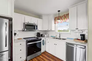 311 Bonnet St, Port Saint Joe, FL 32456 - Photo 20
