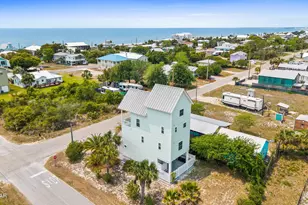311 Bonnet St, Port Saint Joe, FL 32456 - Photo 42