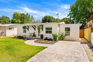 21509 Caribbean Ln, Panama City Beach, FL 32413 - Photo 1