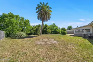 1812 Airport Cir, Panama City, FL 32405 - Photo 42