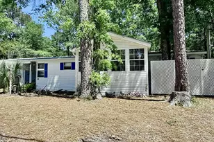 611 Alaqua Dr, Freeport, FL 32439 - Photo 2