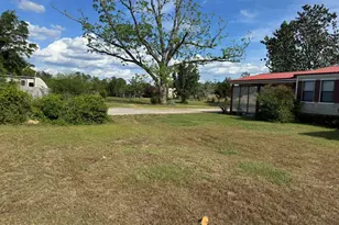 2246 Morris Rd, Cottondale, FL 32431 - Photo 2