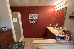 2246 Morris Rd, Cottondale, FL 32431 - Photo 18