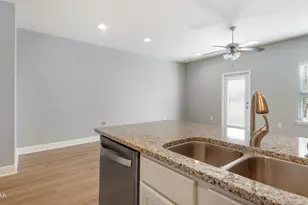 7592 Shadow Lake Dr, Panama City Beach, FL 32407 - Photo 12