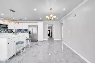 8120 S Lagoon Dr, Panama City, FL 32408 - Photo 10