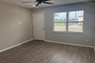 4105 W 22nd St, Panama City, FL 32405 - Photo 4
