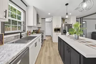 126 N Vestavia St, Panama City Beach, FL 32413 - Photo 2