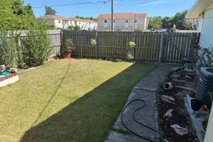 3911 E 11th St, Panama City, FL 32404 - Photo 20