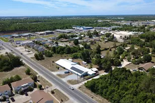 3911 E 11th St, Panama City, FL 32404 - Photo 6
