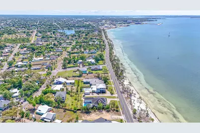 1248 W Beach Drive, Panama City, FL 32401 - Photo 24
