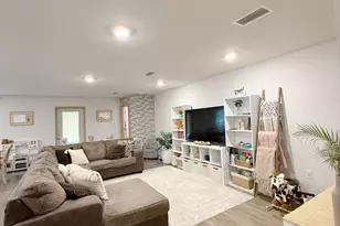4865 Conner Ln, Panama City, FL 32404 - Photo 12
