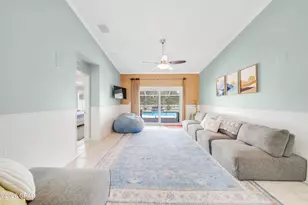 110 Bainbridge St, Panama City Beach, FL 32413 - Photo 20