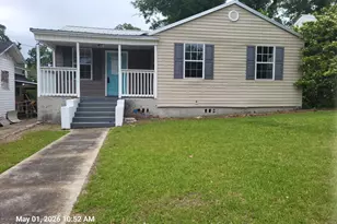 2916 Wynn St, Marianna, FL 32446 - Photo 2