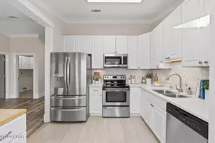 323 Prudence Ln, Panama City Beach, FL 32408 - Photo 18