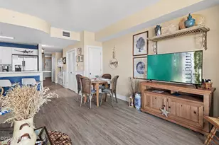 15928 Front Beach Rd, Panama City Beach, FL 32413 - Photo 6